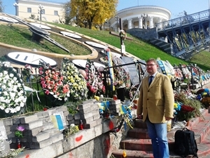 Творчий візит до Національної музичної академії України ім. П.І.Чайковського (м.Київ) викладача відділу «Хорове диригування» Євгена Володимировича Мєдвєдєва. Творчий візит до Національної музичної академії України ім. П.І.Чайковського (м.Київ) викладача відділу «Хорове диригування» Євгена Володимировича Мєдвєдєва.