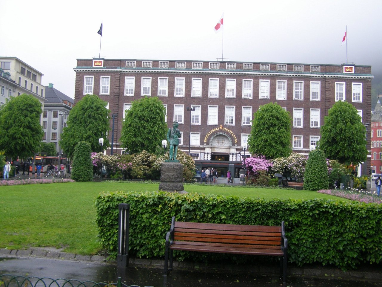 h-116.jpg