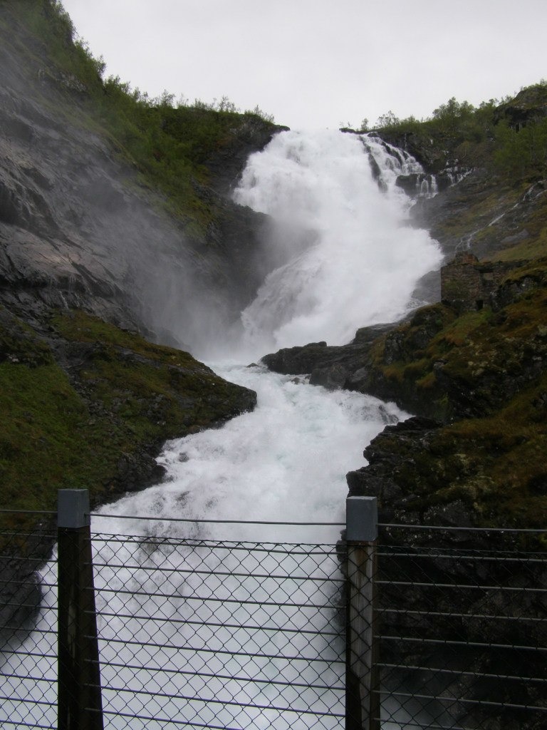 h-208.jpg