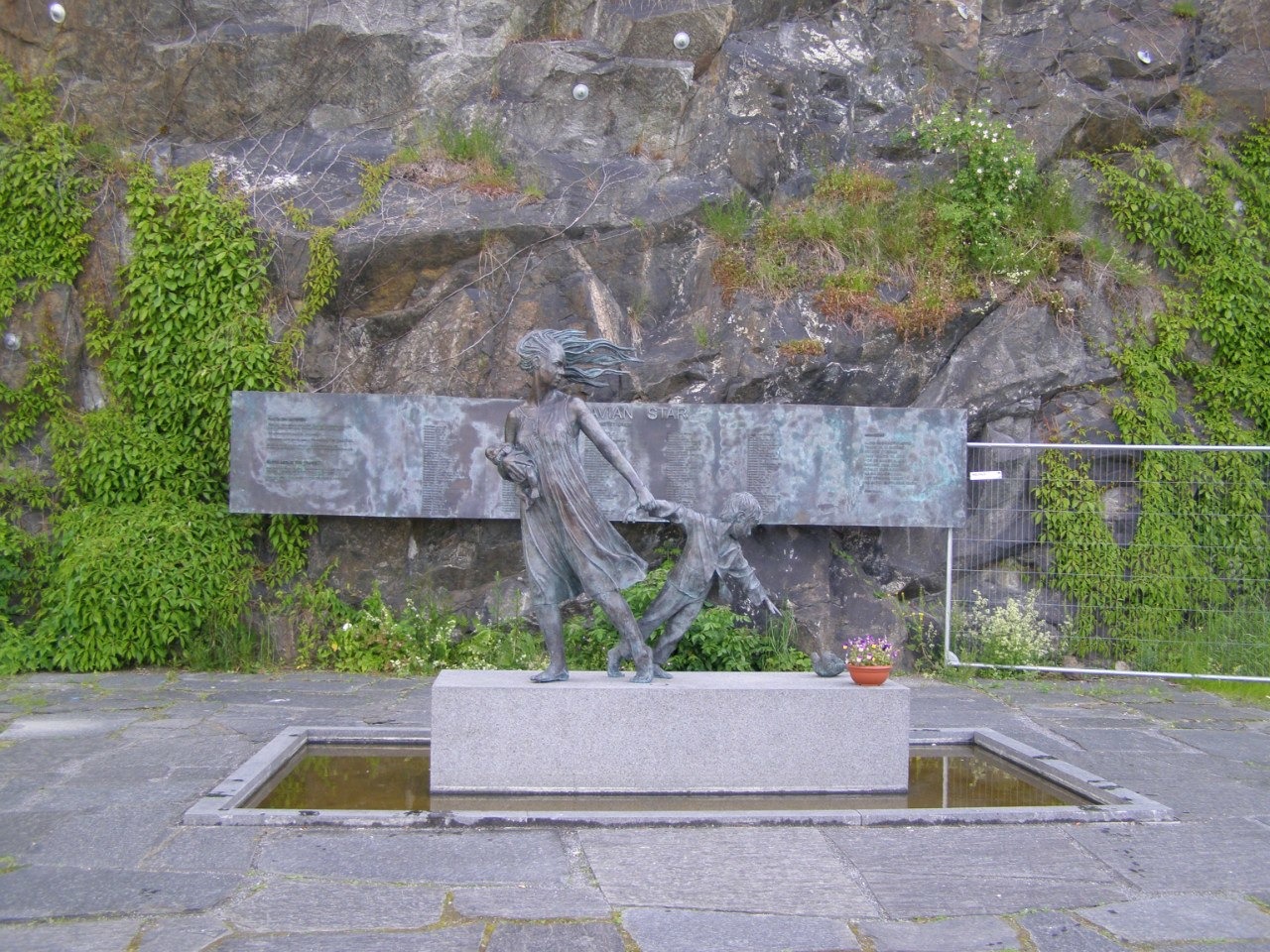 h-212.jpg