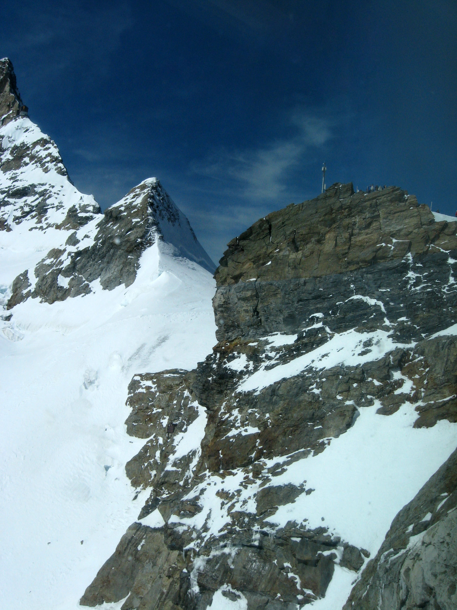 h-10693.jpg