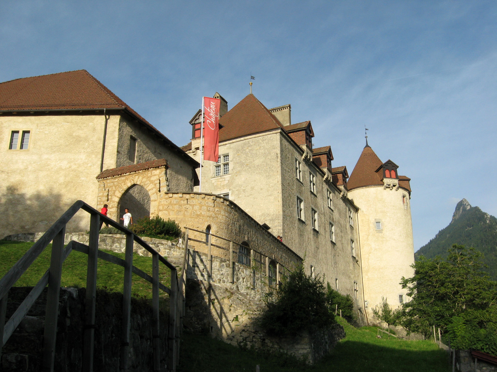h-10733.jpg