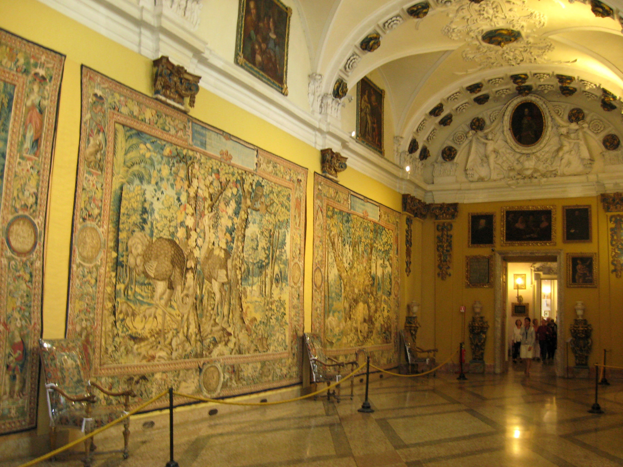 h-11306.jpg