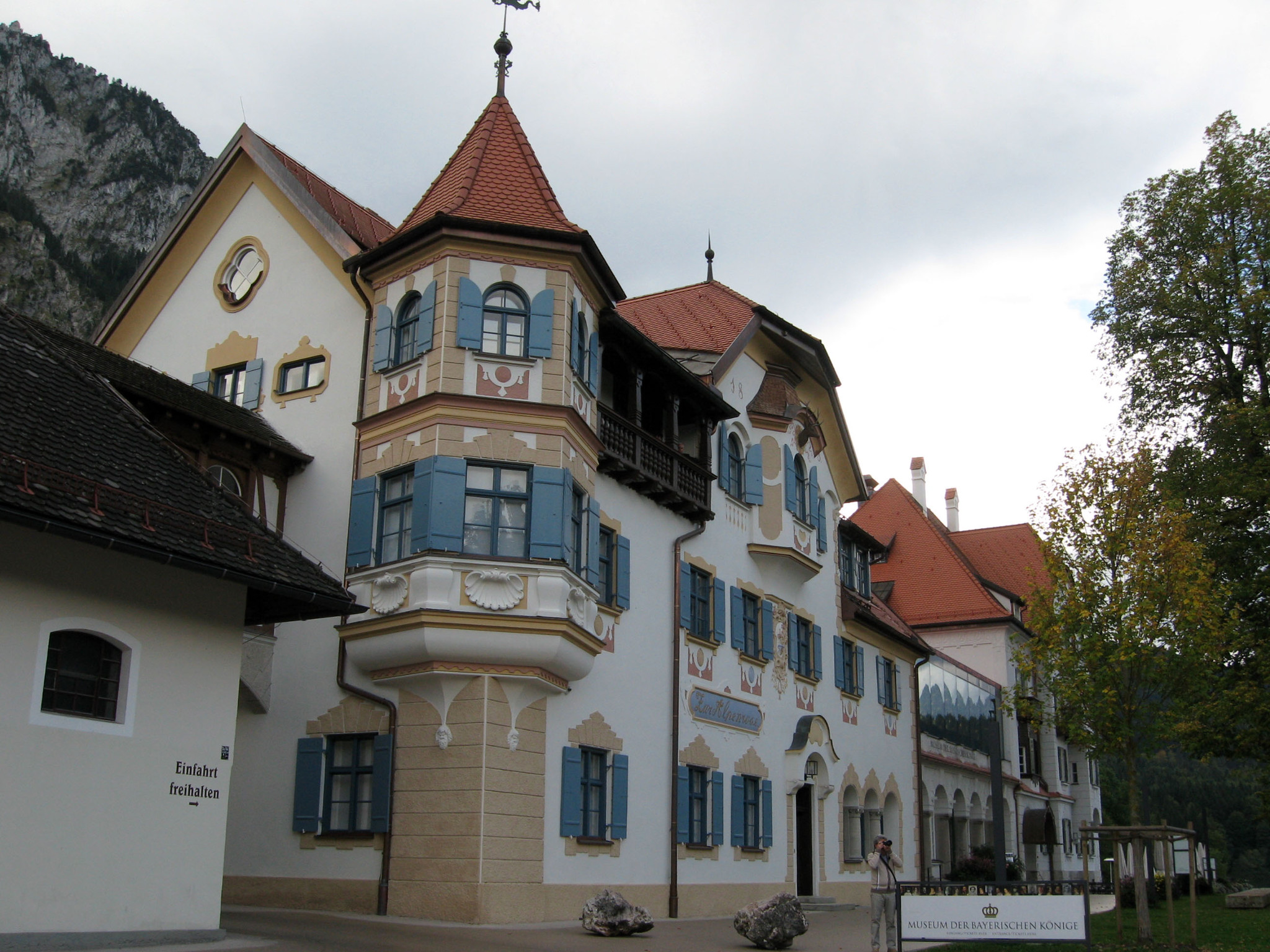 h-11438.jpg
