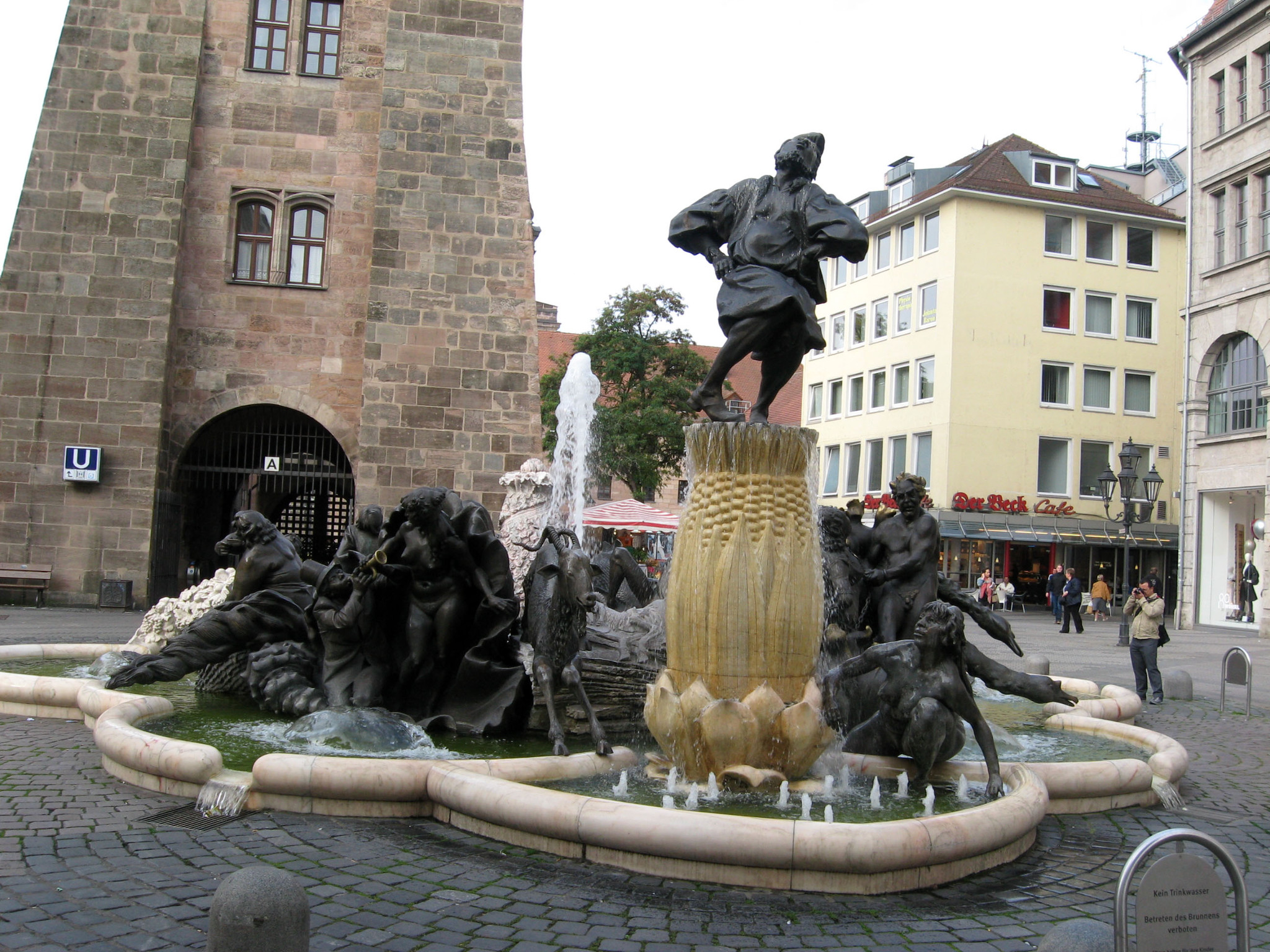 h-11602.jpg