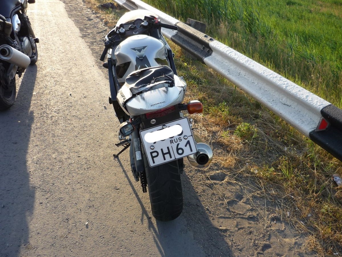 h-177.jpg