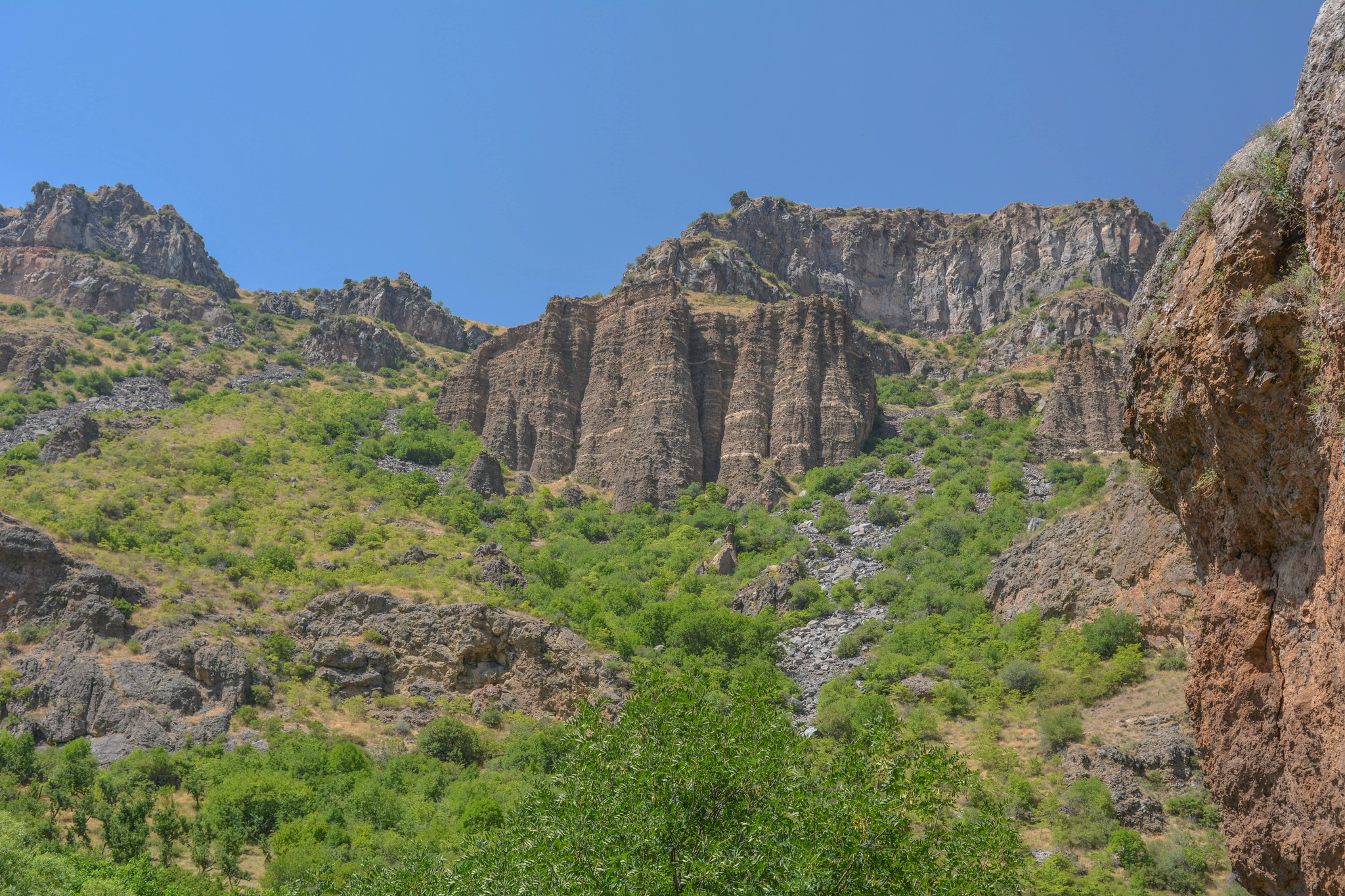h-1108.jpg