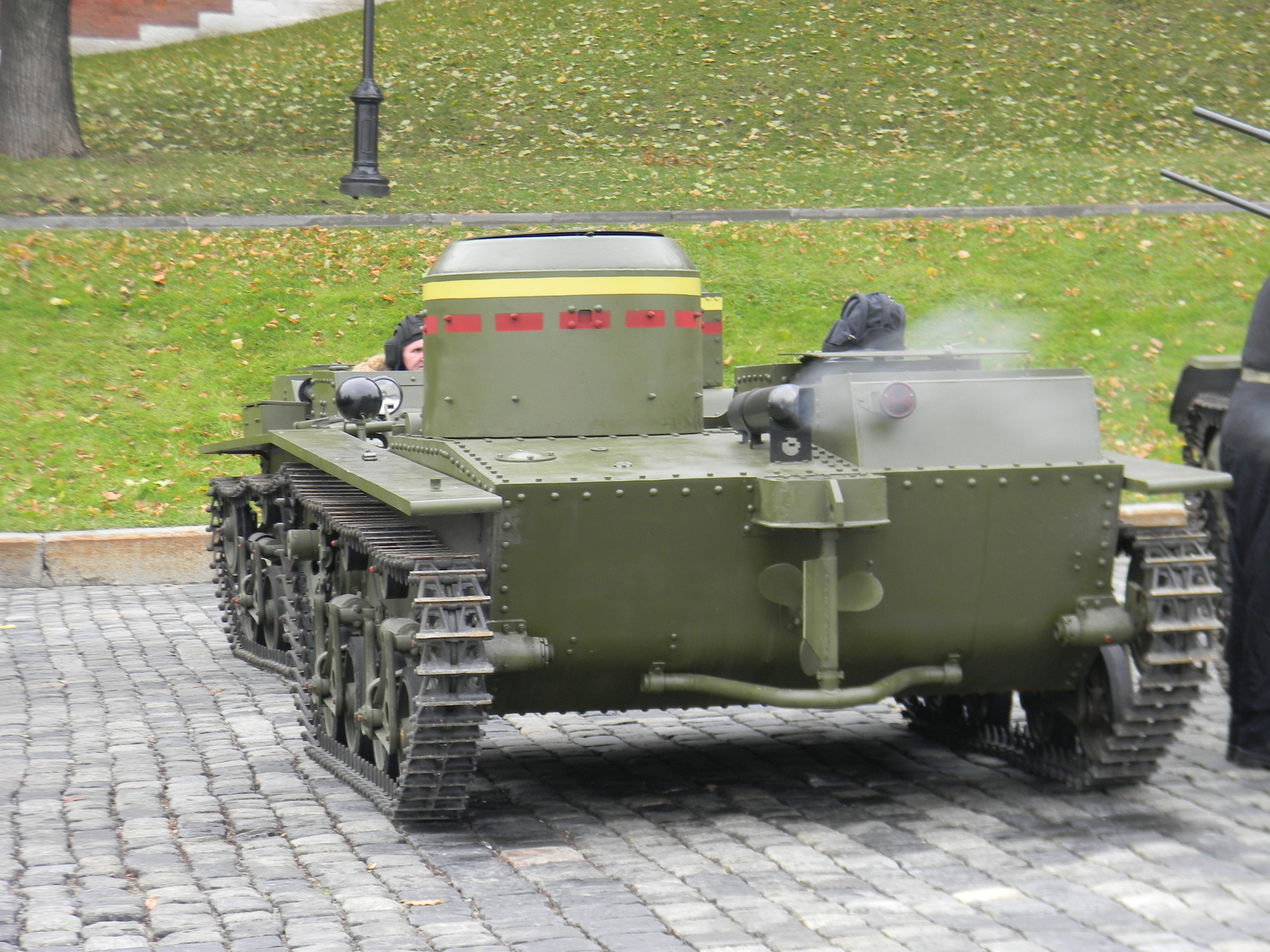 Малый плавающий танк Т-38