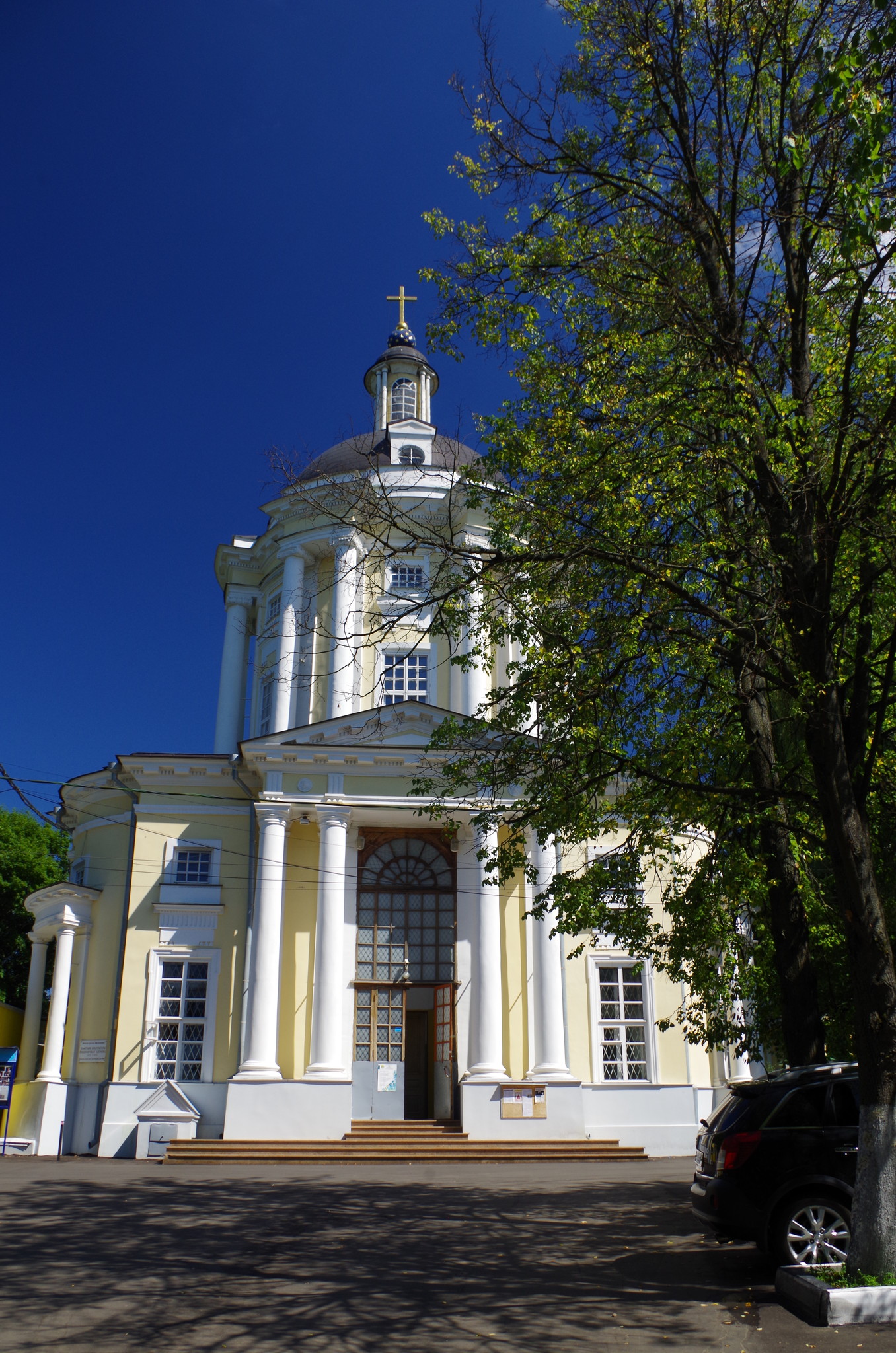 Храм Владимирской иконы Божией Матери в Виноградове (Дмитровское шоссе, дом 170)