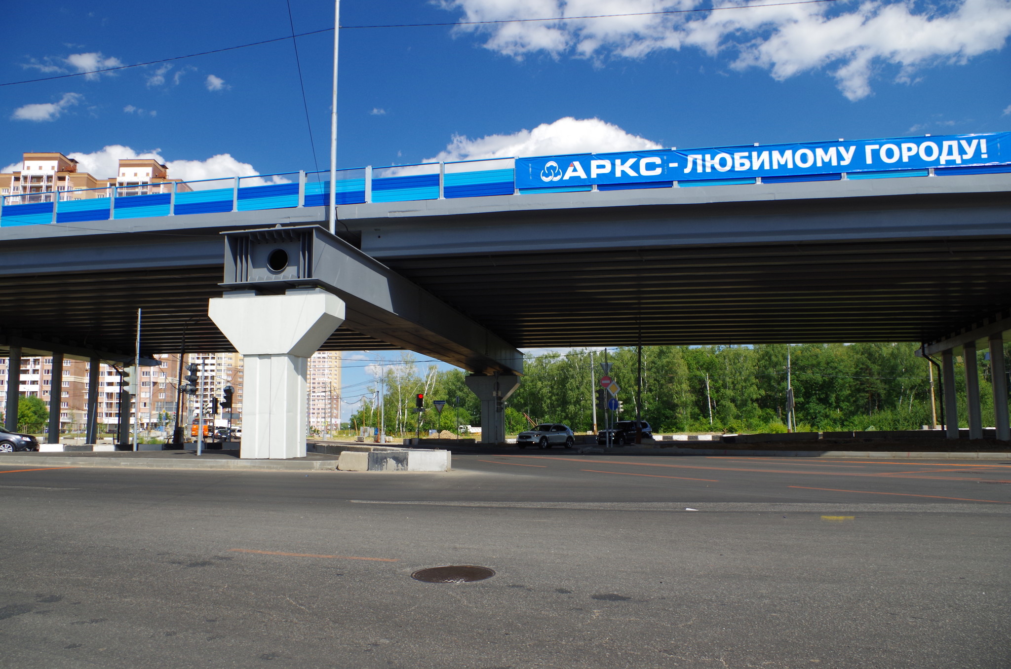 Эстакада на Дмитровском шоссе в районе посёлка Северный Северо-Восточного округа