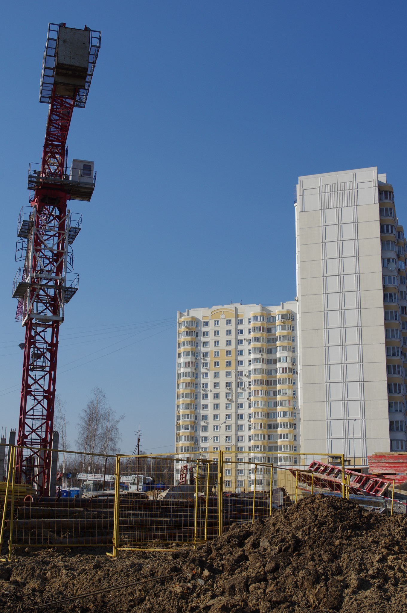 Строительство здания подстанции на 20 машин скорой помощи в 4-м микрорайоне Северного