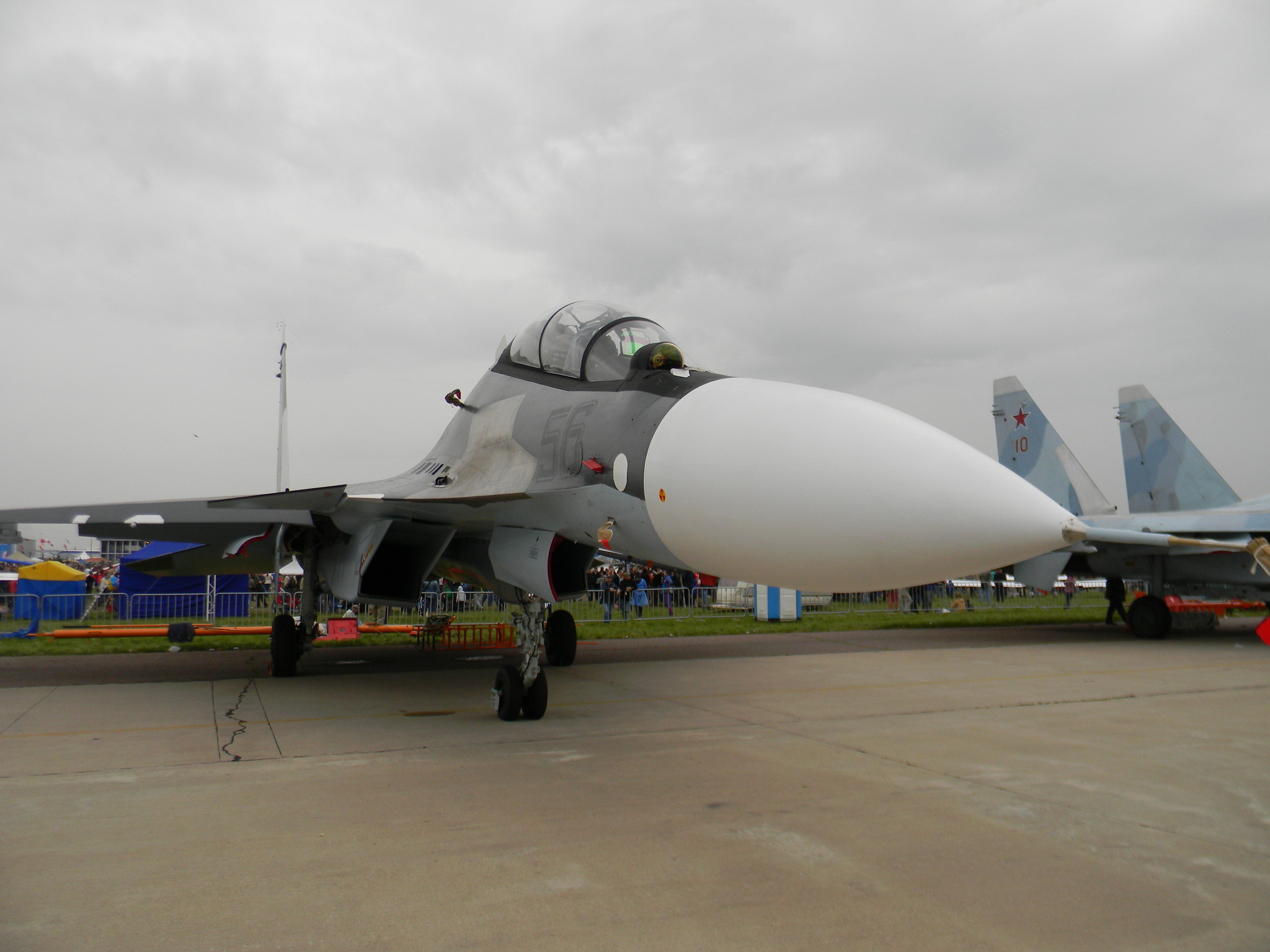 Сверхманевренный фронтовой истребитель Су-30СМ