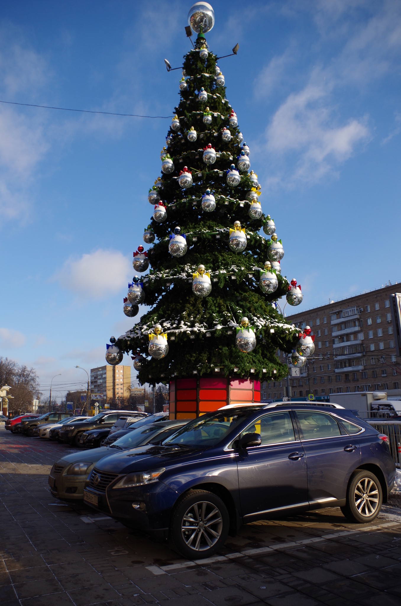 На Комсомольском проспекте