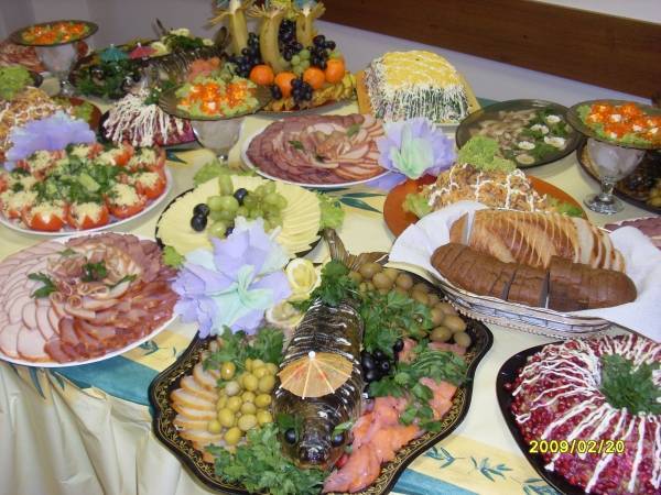 Быстрый праздничный стол своими руками Быстрый праздничный стол своими руками