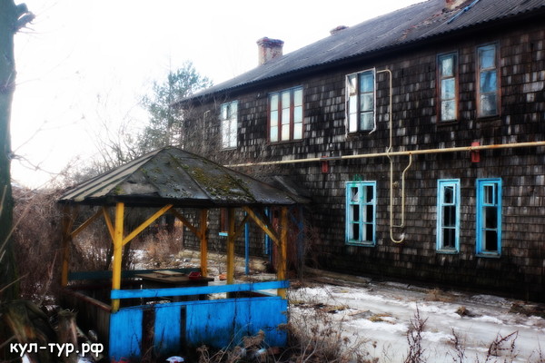 старый дом в деревне