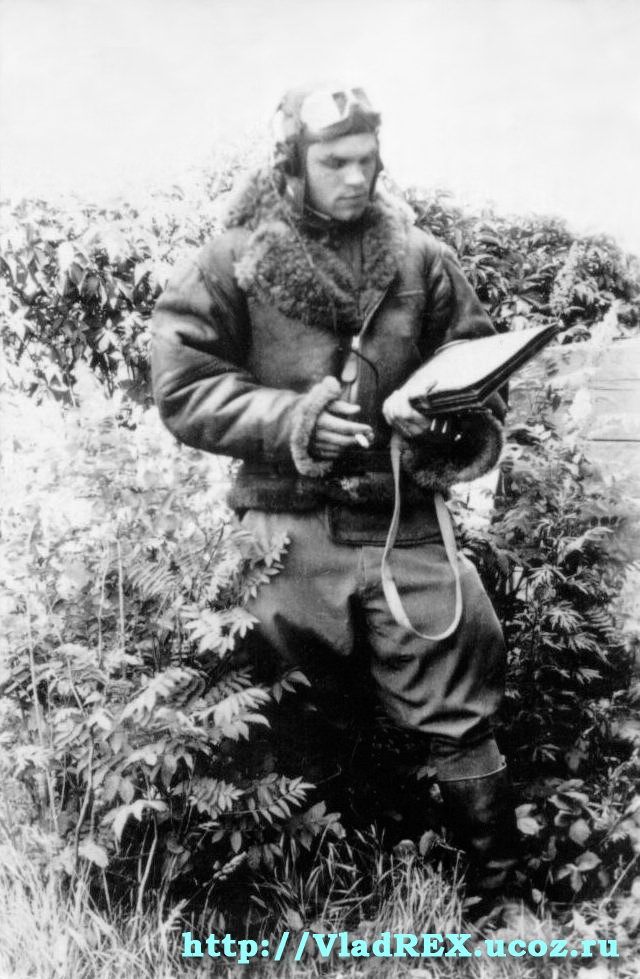Яковлев Михаил Яковлевич (1920 - 2005), летчик штурмовик ИЛ-2