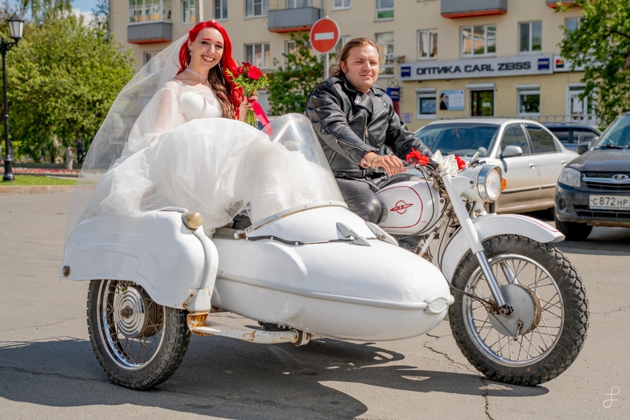 Свадьба на мотоцикле фрагмент Санкт Петербург