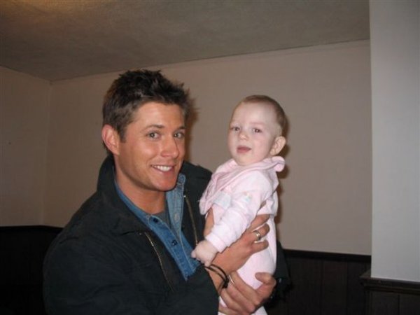 Дженсен эклз фото с женой и детьми Фото 278, альбом Dean Winchester ( Jensen Ackles) - 182 фото Фотографии Supernat
