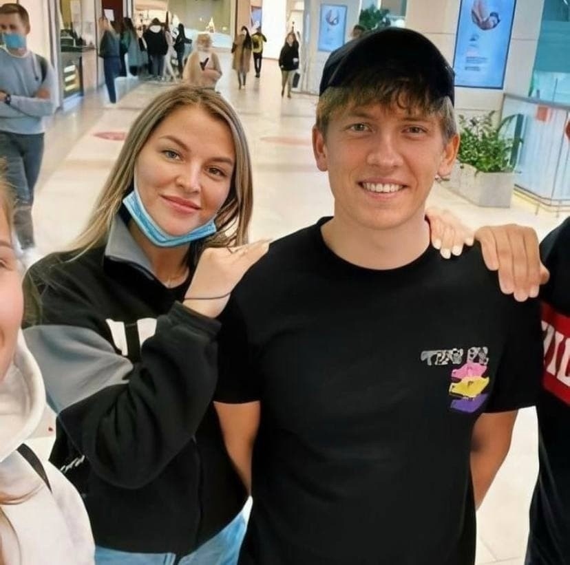 Как выглядит жена алексея щербакова