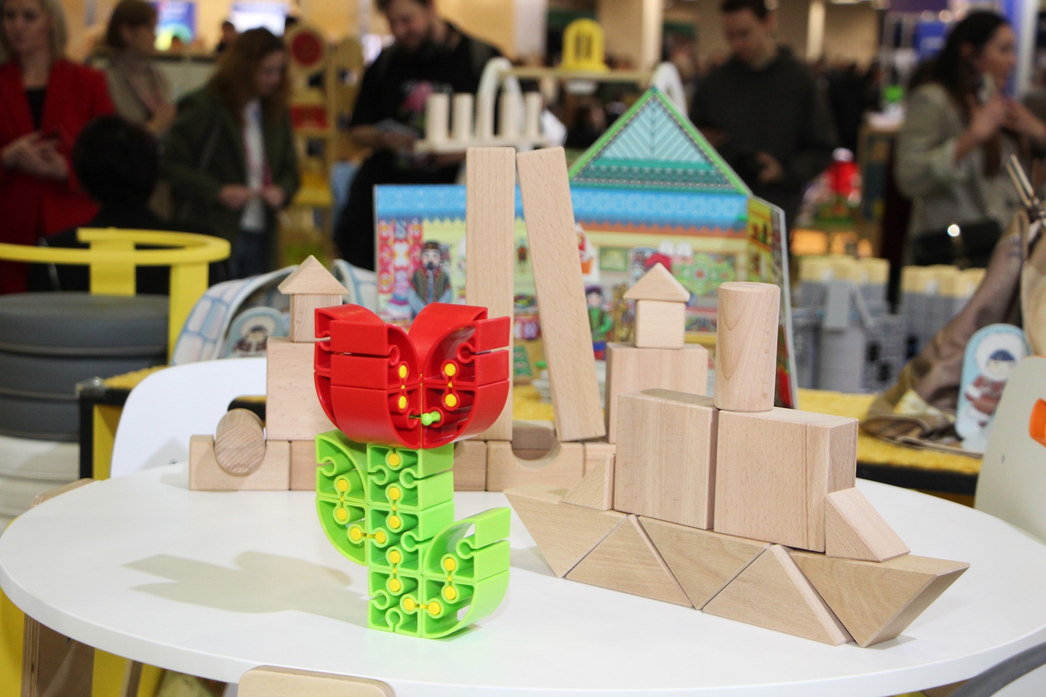 Московский международный салон образования ММСО.EXPO-2025: фоторепортаж КИНДЕРinfo