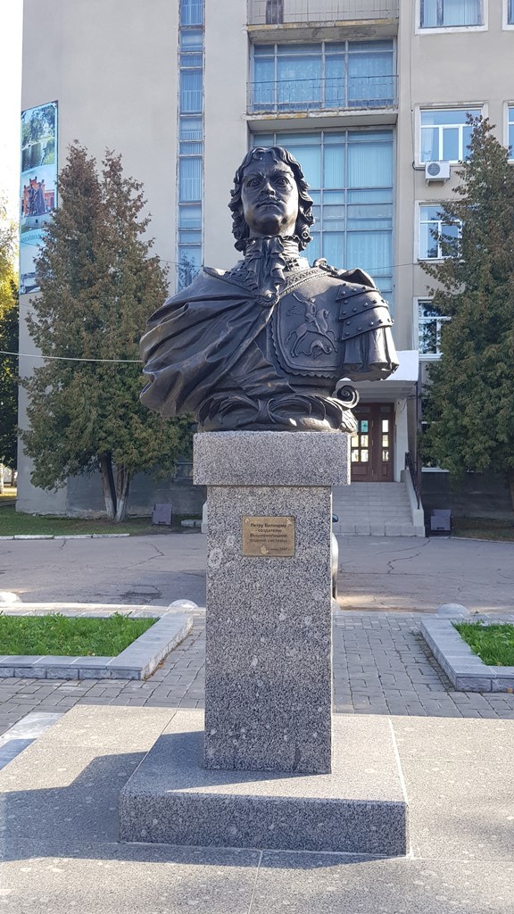 h-11210.jpg