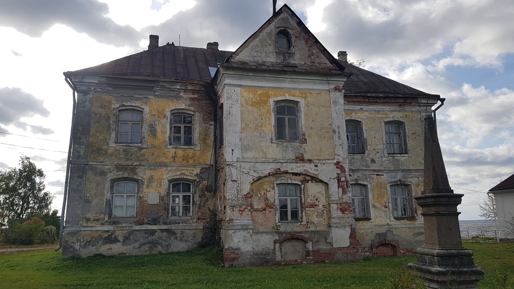 h-11228.jpg