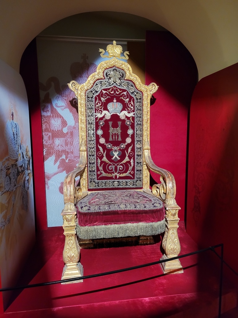 h-11692.jpg