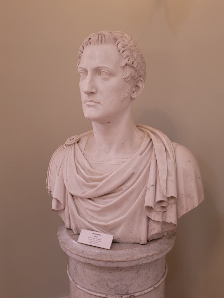 h-11722.jpg