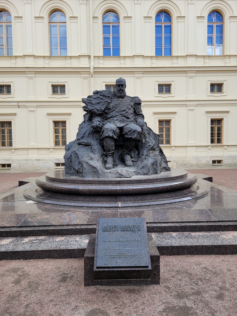 h-11742.jpg