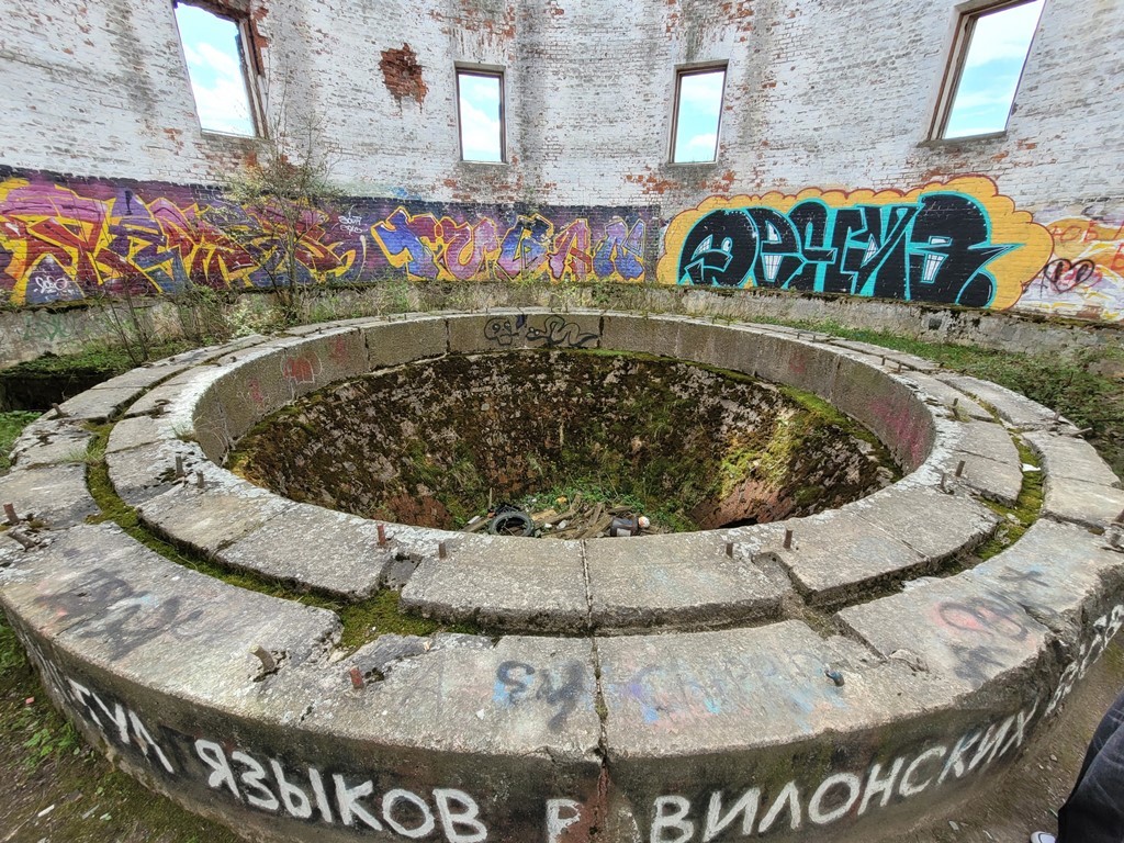 h-11827.jpg