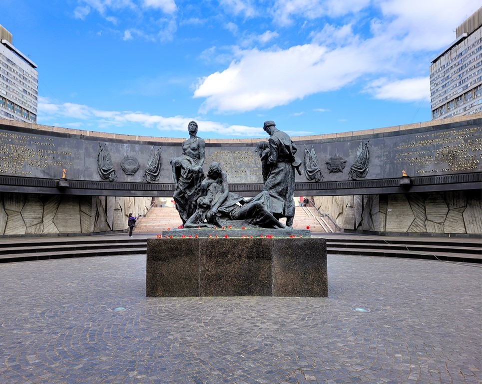 h-11838.jpg