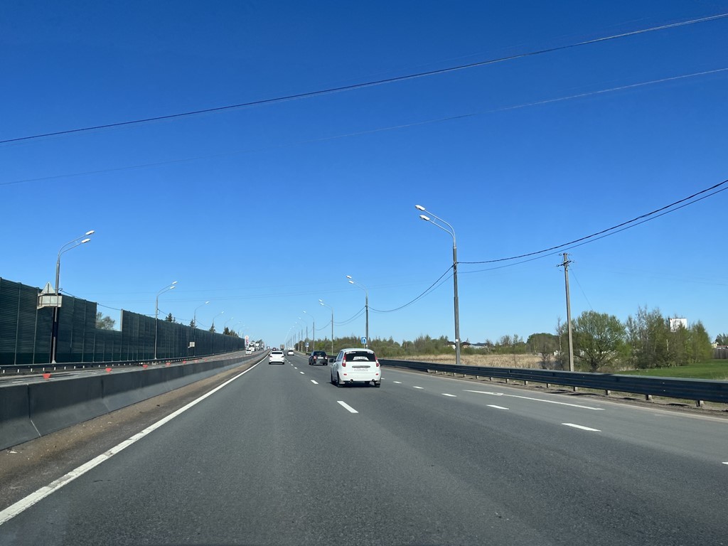 h-11915.jpg