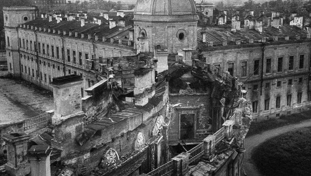 h-11945.jpg