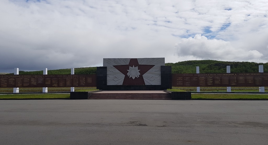 h-1612.jpg