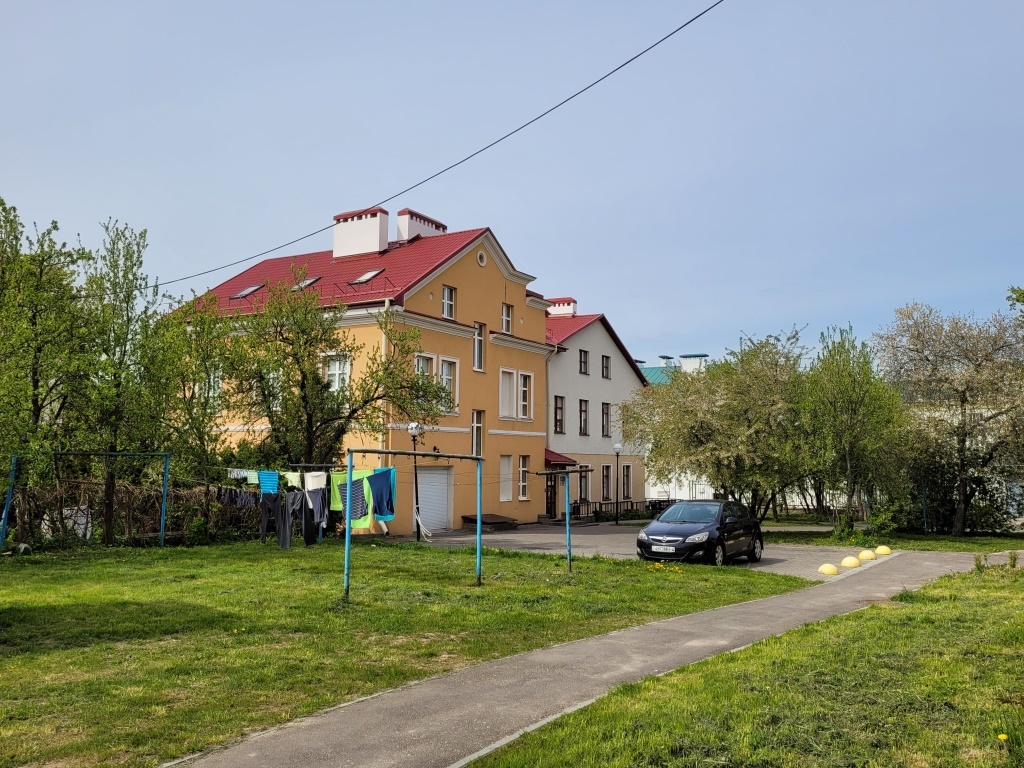 h-6106.jpg