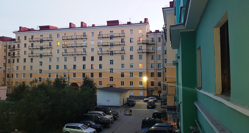 h-1191.jpg