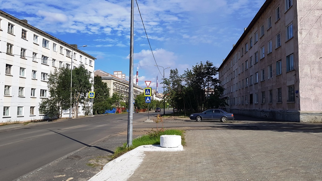 h-1228.jpg