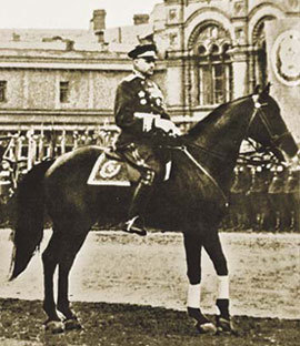 Фото жукова на параде победы 1945 на коне