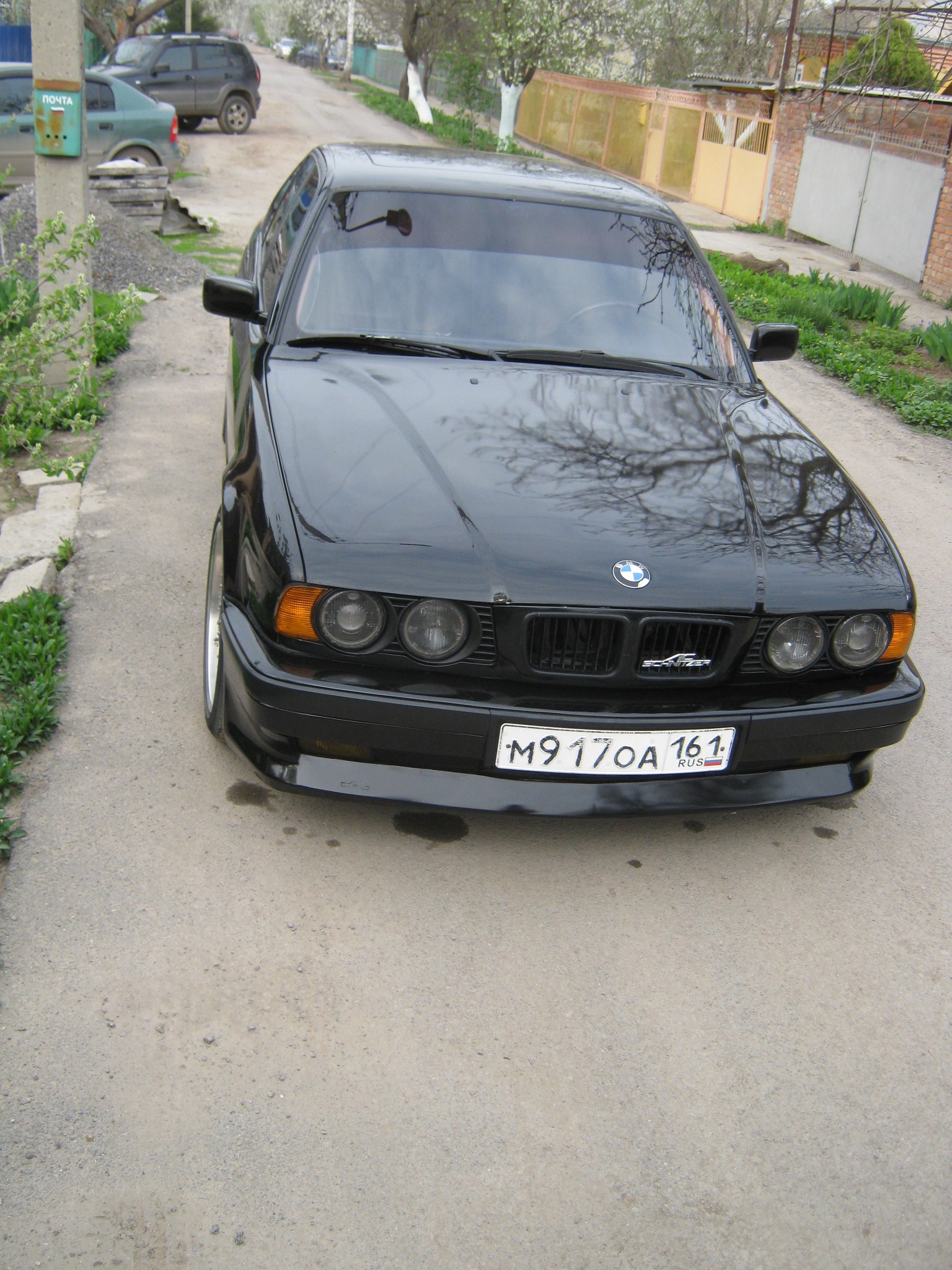 h-964.jpg