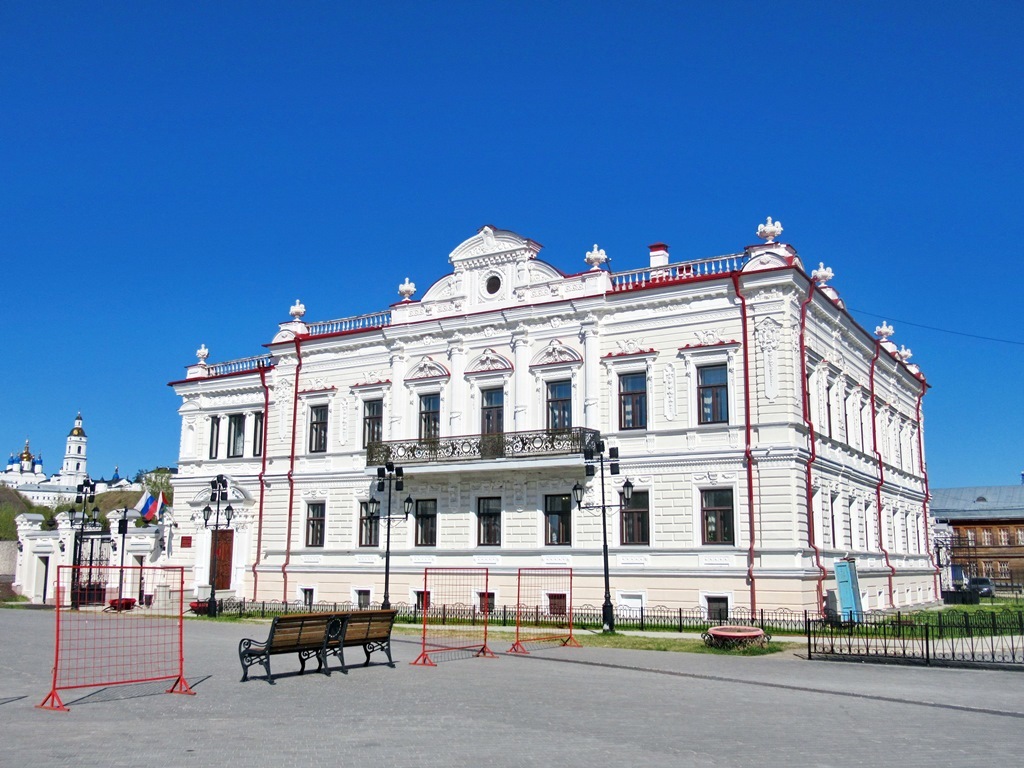 Тобольск и Тюмень: столица Сибири и "столица деревень"