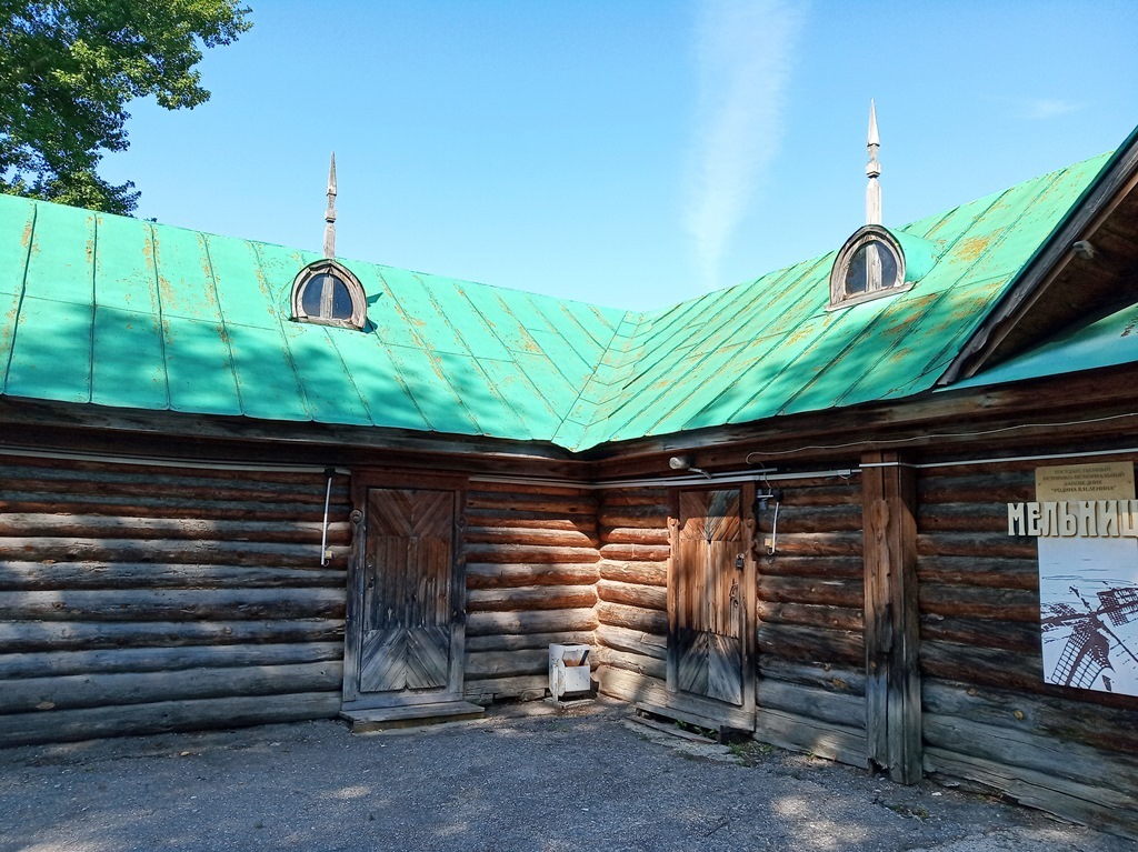 Симбирск и Мелекесс (Ульяновск и Димитровград)