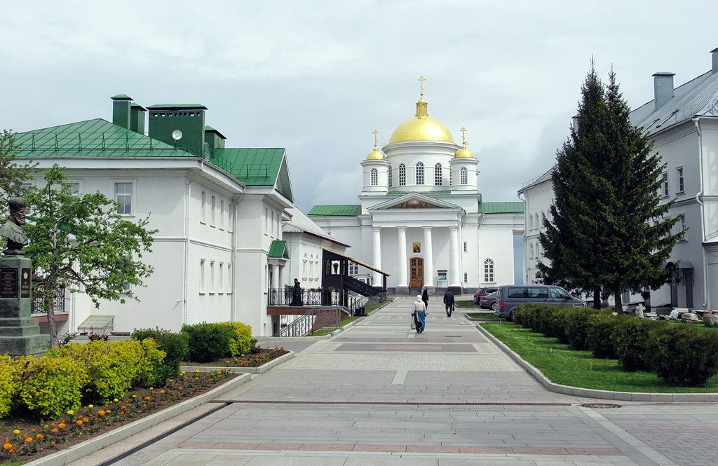 https://content.foto.my.mail.ru/list/s1_62/39156/h-39491.jpg