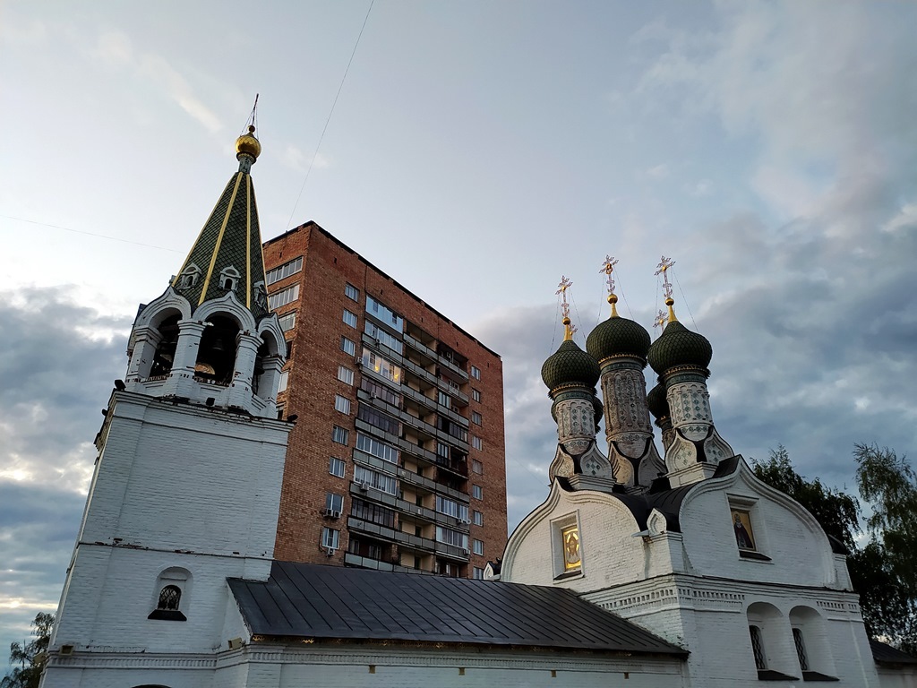 https://content.foto.my.mail.ru/list/s1_62/39507/h-39511.jpg