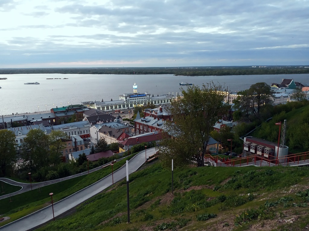 https://content.foto.my.mail.ru/list/s1_62/39507/h-39513.jpg