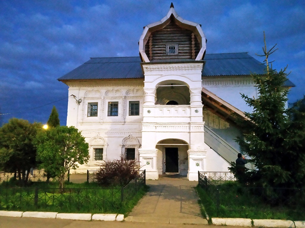 https://content.foto.my.mail.ru/list/s1_62/39507/h-39523.jpg