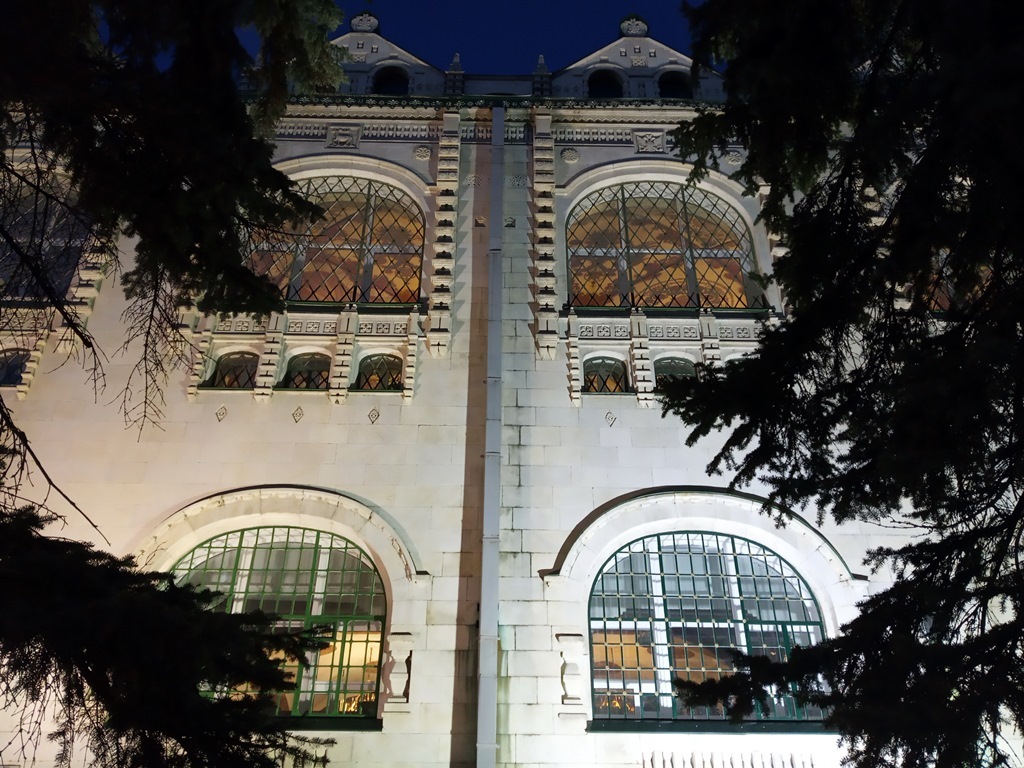 https://content.foto.my.mail.ru/list/s1_62/39507/h-39541.jpg