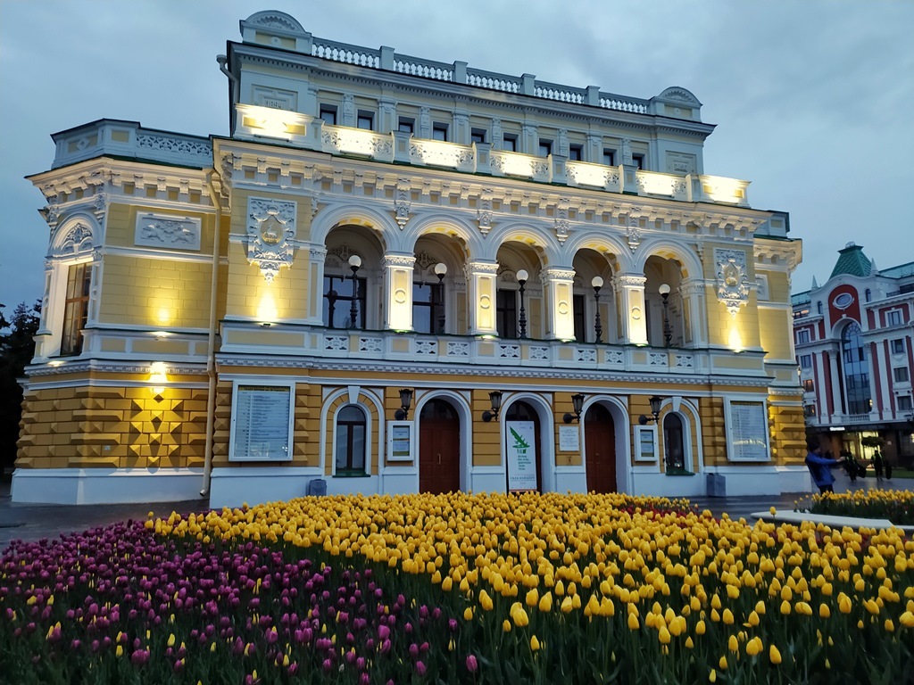 https://content.foto.my.mail.ru/list/s1_62/39507/h-39553.jpg
