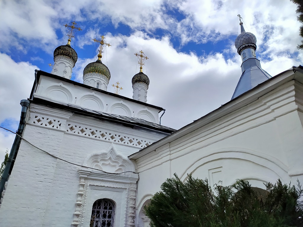 https://content.foto.my.mail.ru/list/s1_62/39933/h-39950.jpg