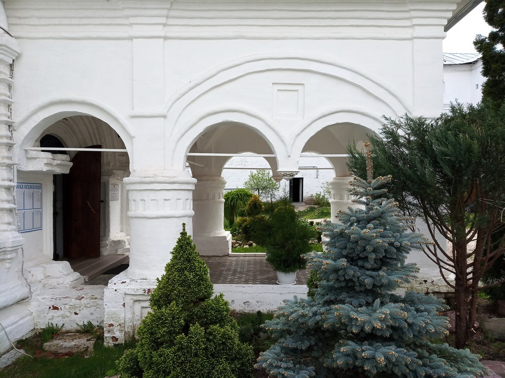 https://content.foto.my.mail.ru/list/s1_62/39933/h-39953.jpg