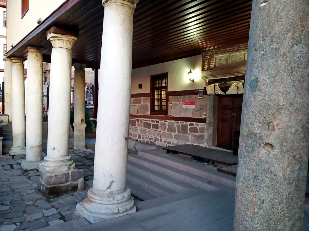 https://content.foto.my.mail.ru/list/s1_62/40654/h-40798.jpg
